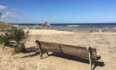 Hoteles con estacionamiento en Costa Azul