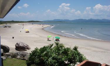 Hoteles con estacionamiento en Marechal Luz