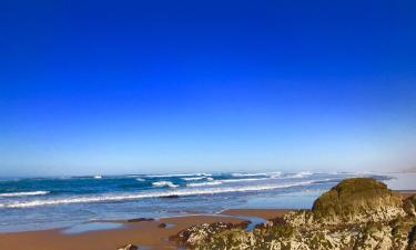 Hoteller med parkeringsplass i Outeniqua Strand