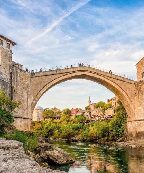 En vacker bild av Mostar
