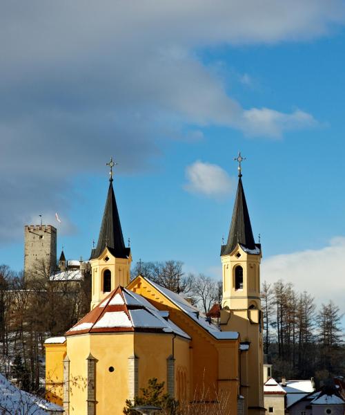Linna Bruneck kaunis vaade