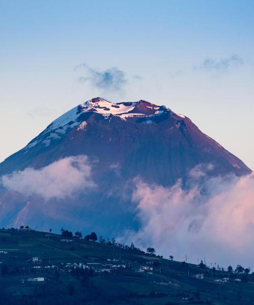 Prelep pogled na grad Ambato