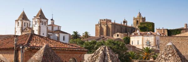 The best available hotels & places to stay near Mata de Alcántara, Spain