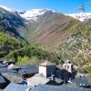 Holiday Rentals in Peñalba de Santiago