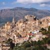 Hotels with Parking in Caccamo