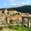 Hotels with Parking in Bize-Minervois