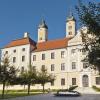 Hoteles con estacionamiento en Roggenburg