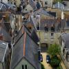 Hotels in Cravant-les-Coteaux