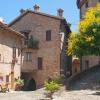 Hotels with Parking in Sarnano