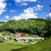 Hotels with Parking in Răchiţele