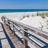 Hotels with Pools in Oriole Beach