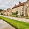 Hoteles con estacionamiento en Hovingham