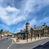 Hotels with Parking in Great Harwood