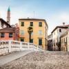 Cheap Hotels a Torri di Quartesolo