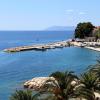 Hotels with Parking in Porat