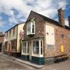 Cottages in Cranbrook