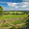 Hotels with Parking in Farden