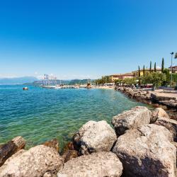 Bardolino 68 lake house rentals