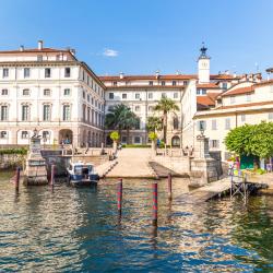 Stresa 50 lake house rentals