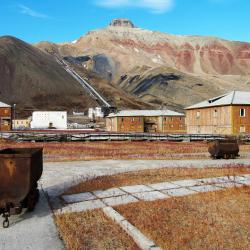 Pyramiden 1 hotel