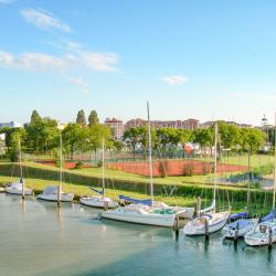 Porto Santa Margherita di Caorle 250 hotels with parking