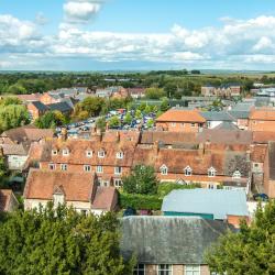 Wantage 6 hotels with parking