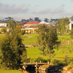 Mawson Lakes 6 hotels with parking