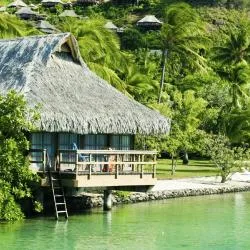 Papetoai 17 beach hotels