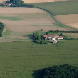 Ligni&egrave;res 6 hot&eacute;is com estacionamento