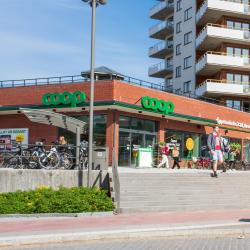 Kungsängen 4 hotels with parking