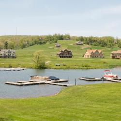 McHenry 273 hotels
