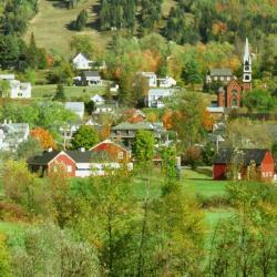 Lyndonville 3 hotels with parking