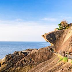 Kumano 30 hotels with parking