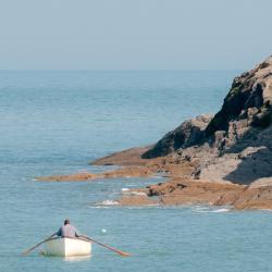 Aberporth 48 hotels with parking