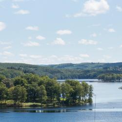 Saint-Pardoux 8 hotels with parking