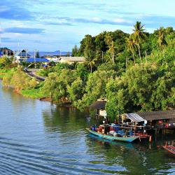 Pathiu 11 hotels
