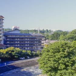 Annaka 3 hotels with parking