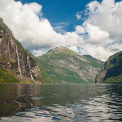 Nordfjordeid 8 cottages