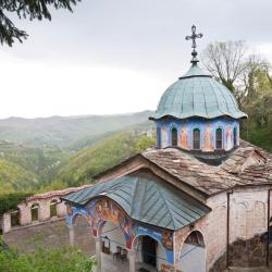 Gabrovo 9 cottages