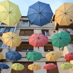 Salonta 3 hot&eacute;is com estacionamento