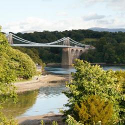 Menai Bridge 58 hotelov