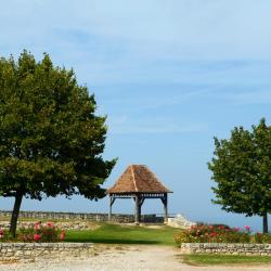 Creysse 9 hotels