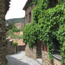 Patones 5 cheap hotels