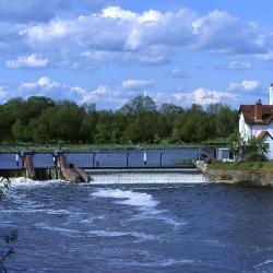 Goring 6 hotels with parking