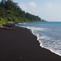 Anyer 8 hotels with parking