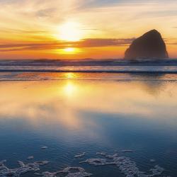 Pacific City 7 beach hotels