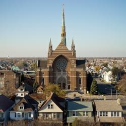 Hamtramck 2 hotels