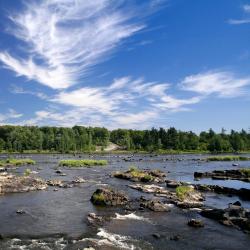 Drummondville 8 hotels with parking