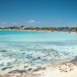 Torre Lapillo 521 hotels with parking