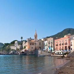 Lipari 320 hotels